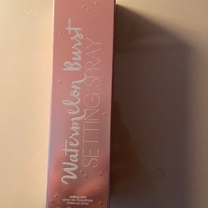 Watermelon Burst Setting Spray